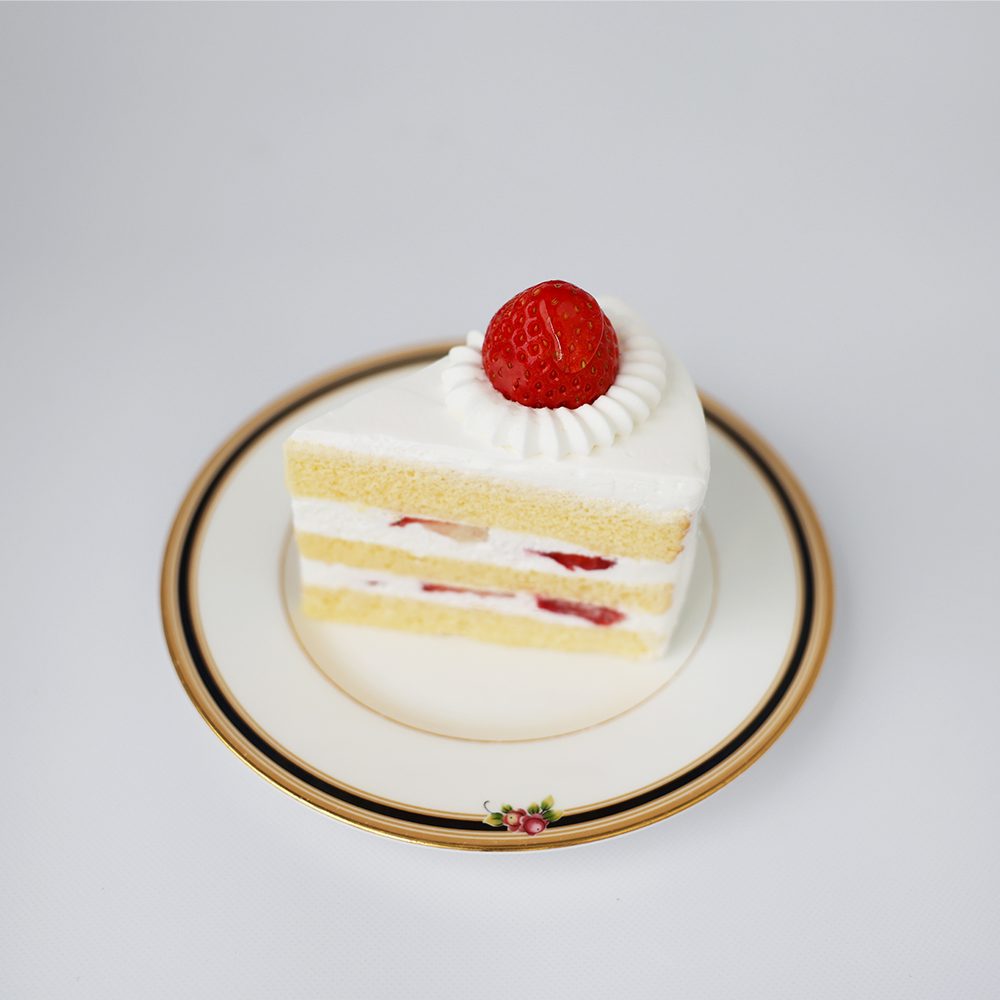 sweets shop FAVORI PLUS / 【テンポで受取】いちごのショートケーキ sweets shop FAVORI PLUS / 【テンポで受取】いちごのショートケーキ